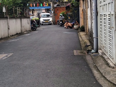 Hẻm nhựa ôtô ngủ nhà   10m ra thoại ngọc hầu, nở hậu tài lộc, chỉ 6tỷ3 1