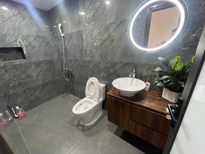 Bán nhà mặt phố phùng hưng, 105m2, 4 tầng, mặt tiền 5.5m, 89 tỷ, vỉa hè rộng, dòng tiền 150tr/tháng 2