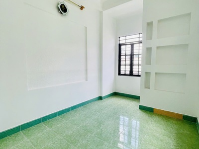  thạch lam   hẻm đẹp xe hơi tránh nhau   82m2  4 x21m , 3 tầng btct   ở ngay, nhỉnh 7 tỷ  3