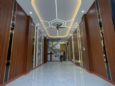 Siêu phẩm liên khu 5-6 hẻm 8m ô tô vào nhà khu nhà lầu gần chợ 60m2,4tầng nhỉnh 5 tỷ 2