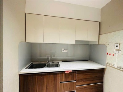 Tập thể tầng 2  đường hoàng quốc việt 75m 2 ngủ giá 4,25 tỷ,full nội thất 1