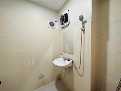 Tập thể tầng 2  đường hoàng quốc việt 75m 2 ngủ giá 4,25 tỷ,full nội thất 4