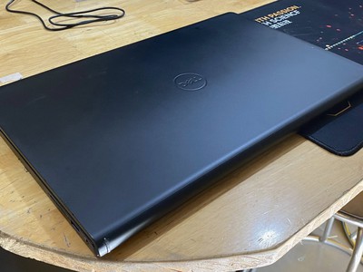 Laptop Dell Inspiron 15 3520 Core i5-1235U RAM 8GB SSD 512GB VGA ON Màn 15.6 Inch Full HD Máy Đẹp 1