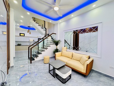 Độc lập Trần nguyên hãn - lê chân 0
