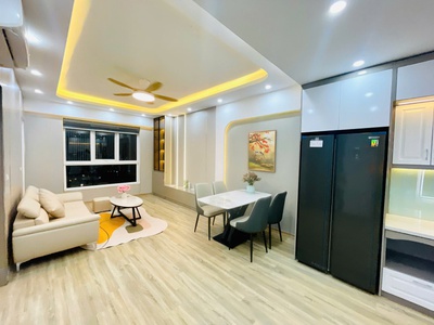 Cần bán căn hộ full đồ mới 100, ban công đông nam, view hồ, chung cư Thanh Hà 4
