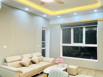 Cần bán căn hộ full đồ mới 100, ban công đông nam, view hồ, chung cư Thanh Hà 7