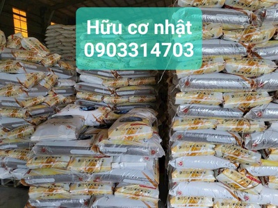 Phân bón hữu cơ nhập khẩu- Phân gà hữu cơ 70-90 OM , NPK 322 , humic 5 11