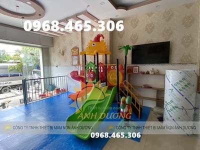 Bộ liên hoàn cầu trượt trẻ em, cầu trượt máng xoắn cho bé 1