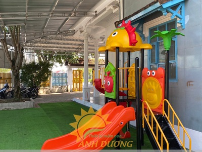 Bộ liên hoàn cầu trượt trẻ em, cầu trượt máng xoắn cho bé 4