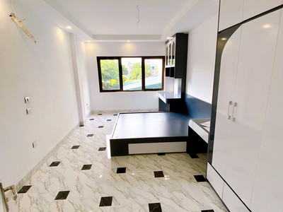 Siêu phẩm phố dương văn bé  5 tầng thang máy  30m ra phố 8.7tỷ 2