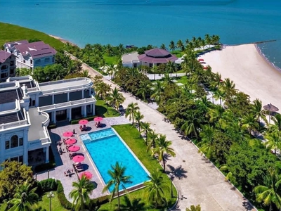 Voucher khách sạn Paradise Suite và du thuyền 2 ngày 1 đêm 2