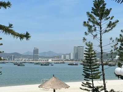 Giá shock tại Vinpearl resort and spa Hạ Long 4