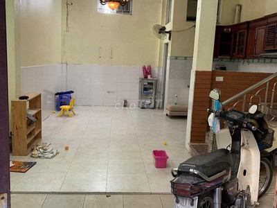 Cần cho thuê nhà ngõ 68 phố Mễ Trì Thượng, Nam Từ Liêm, 4 tầng 5 phòng ngủ 0