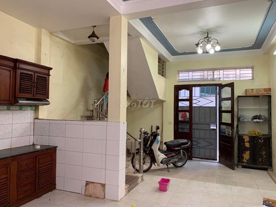 Cần cho thuê nhà ngõ 68 phố Mễ Trì Thượng, Nam Từ Liêm, 4 tầng 5 phòng ngủ 1