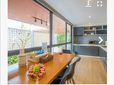 - tòa căn hộ 6 tầng, mỹ đa đông 12, kiệt 5m thông, sau phan tứ, vài bước chân tới khu phô tây và 3
