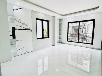 Chính chủ bán nhà mặt phố nguyễn du 150m chỉ 4,x tỷ 1