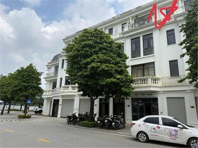 Nhà liền kề hoa hồng 1   vinhomes - view trực diện mặt hồ và khu biệt thự đơn lập 2