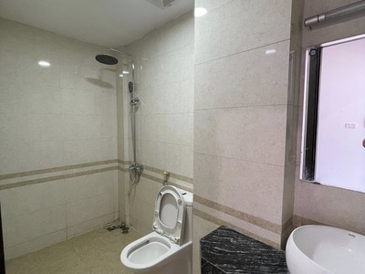 Siêu rẻ  nhà 4 tầng vị trí đẹp ở vân canh ngõ thoáng, có sân riêng , gần đường ô tô 4