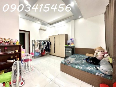 Bán nhà nở hậu 80m2 tại âu cơ giá chỉ hơn 6 tỷ 4