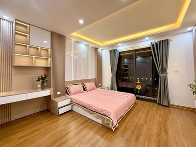 Bán nhà trường chinh, thanh xuân, 6t thang máy, gần phố, 43m2, 12.8 tỷ ctl 3
