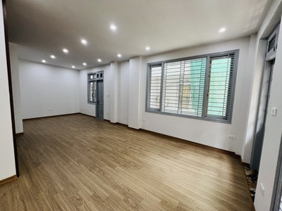 Nguyễn du nhà mặt phố 150m ô tô tránh đỗ, kinh doanh 2