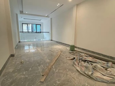 Siêu phẩm chu huy mân   7 tầng thang máy   ô tô ngủ trong nhà   full nội thất   long biên 3