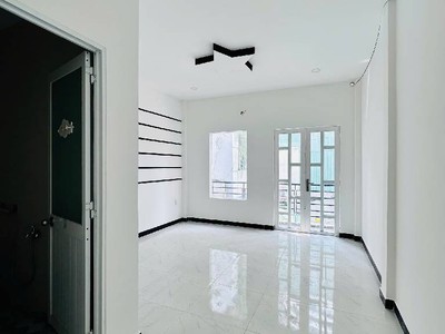Bán nhà xô viết nghệ tĩnh, p.21, 4 12.5m, 2 tầng, 3pn, 3wc, 4.5 tỷ, tl 2