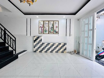 Bán nhà xô viết nghệ tĩnh, p.21, 4 12.5m, 2 tầng, 3pn, 3wc, 4.5 tỷ, tl 4