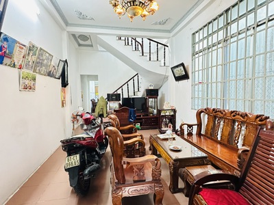 Cơ hội đầu tư, nhà 132m , ngang 5m, mặt tiền kinh doanh sầm uất, bình hòa, chỉ 5.6 tỷ 0