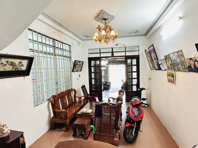 Cơ hội đầu tư, nhà 132m , ngang 5m, mặt tiền kinh doanh sầm uất, bình hòa, chỉ 5.6 tỷ 1