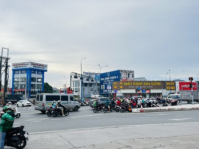 Cơ hội đầu tư, nhà 132m , ngang 5m, mặt tiền kinh doanh sầm uất, bình hòa, chỉ 5.6 tỷ 2