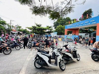 Cơ hội đầu tư, nhà 132m , ngang 5m, mặt tiền kinh doanh sầm uất, bình hòa, chỉ 5.6 tỷ 4