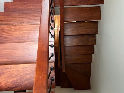 Bán nhà đẹp bồ đề  chân cầu trần hưng đạo- dân xây - gara- thang máy-86m 5 tầng 16 tỷ tl 1