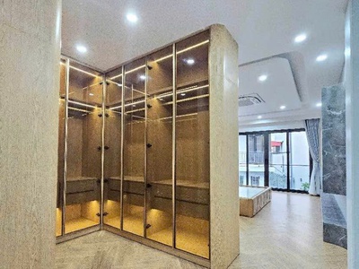 Bán nhà gần 10tỷ- võ chí công/ tây hồ -40m2- 6 tầng thang máy - 10m ra ô tô - 1