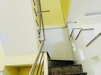 Mặt tiền đường 51 - quận 7 - 2 tầng - 2 pn - giá ̣9.5 tỷ 2
