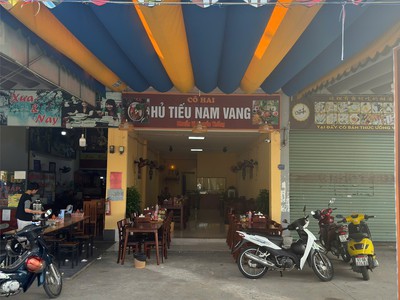 Cần sang quán hủ tiếu nam vang hoặc sang lại mặt bằng tại mặt đường 22/12, kp. 4, p. an phú 1
