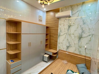 Nhà mặt đường nhựa ngay biển tầm 300m giá  chỉ 3ty2 0