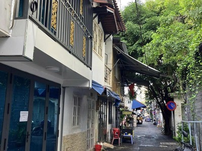 Cho thuê nhà xinh xắn 2 tầng cao thắng, q3: 20m2, 2pn, giá chỉ 12tr/tháng, gọi ngay 0938772167 0