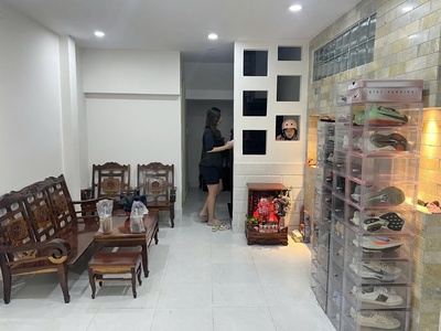 Cho thuê nguyên căn quận 1 - nguyễn đình chiểu - 2pn - 17 triệu 0