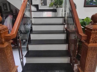 99m    lê thị hoa   3 tầng   sổ mới 4/2025, hoàn công đầy đủ 0