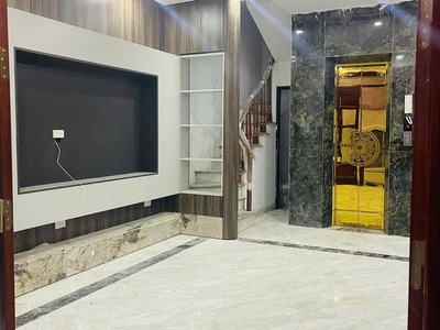 Nhà mới 6 tầng thang máy - thông sàn phố hồng tiến long biên giá siêu tốt 2