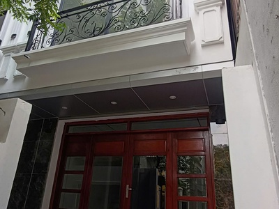 Nhà mới 6 tầng thang máy - thông sàn phố hồng tiến long biên giá siêu tốt 0