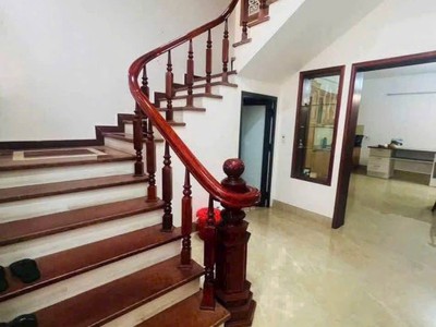 Bán căn nhà 3 tầng ngõ thông oto khu Tân Kim, TP Hải Dương, 69.2m2, mt 4m, 3 ngủ, 4.25 tỷ 3