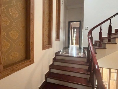 Bán căn nhà 3 tầng ngõ thông oto khu Tân Kim, TP Hải Dương, 69.2m2, mt 4m, 3 ngủ, 4.25 tỷ 6