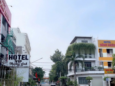 Bán Nhà Nghỉ HCM 13 Phòng Gần Vincom Dĩ An Tn 35tr/th 1