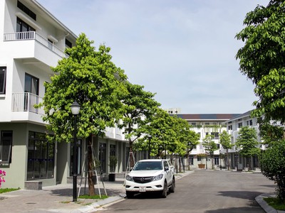 Bán nhà tại Khu Eco Gardent TP Huế, gần cầu Võ Nguyên Giáp 100m 2