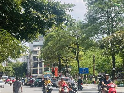 Siêu hiếm mặt phố thanh nhàn bán 48M tặng nhà 1 mặt phố 1 mặt ngõ ô tô tránh hai bà trưng 2