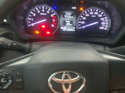Cho thuê xác xe Avanza 7 chỗ biển vàng chạy dịch vụ 2