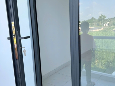 Bán nhà Khu dân cư Phú An, Cần Thơ, DT 90m2 sổ hồng 4,5x20m xây 1 trệt 1 lầu 11