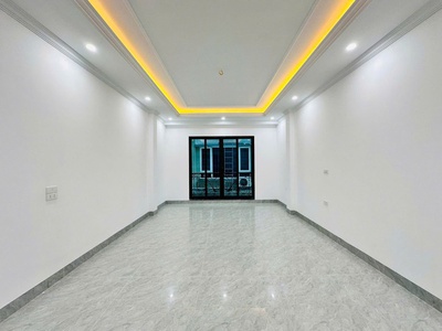 Bán nhà trần quốc hoàn, cầu giấy - 41m  x 7t thang máy - phân lô ô tô tránh - kinh doanh - giá 24.5 3